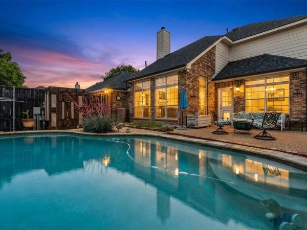 3014 Bluewood Drive, Rowlett, TX 75089