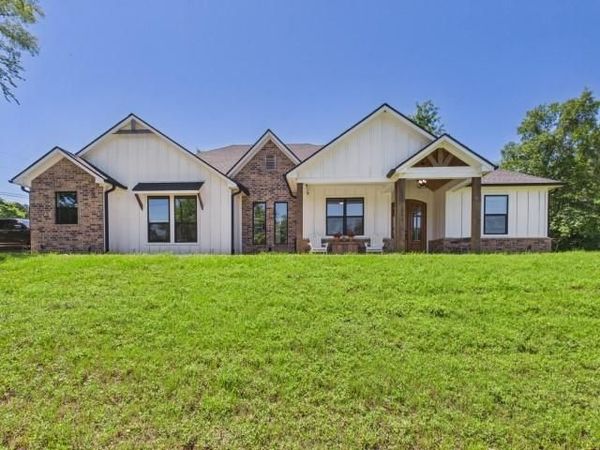 11069 Castleberry Street , Brownsboro, TX 75756