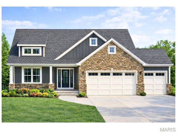979 Half Moon Lane , Caseyville, IL 62232
