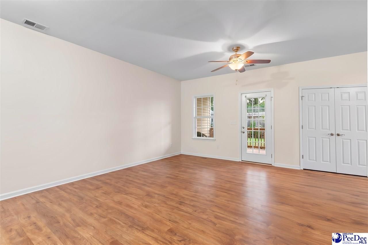 2757 Winterbrook Drive Unit E Photo 13