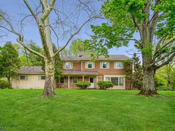 56 Tuxford Ter, Bernards, NJ 07920