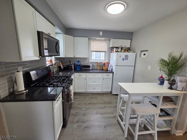 166 Carmita Ave, Rutherford, NJ 07070