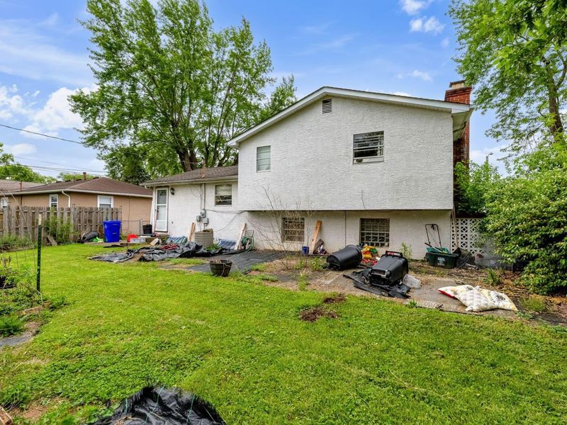 5056 Chipman Drive, Columbus, OH 43232 Photo 29