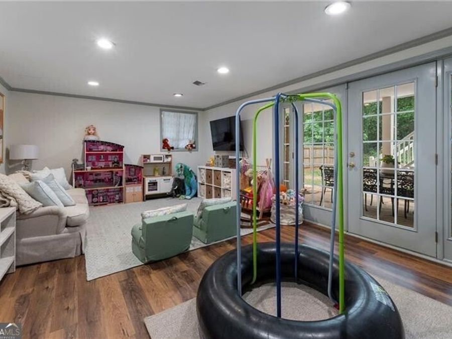 Property Image 38