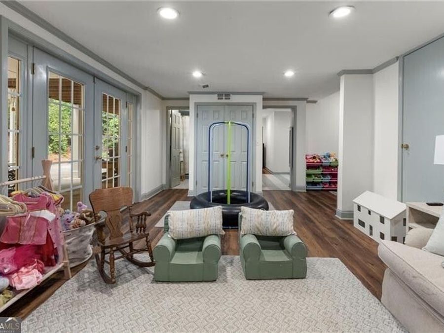 Property Image 39