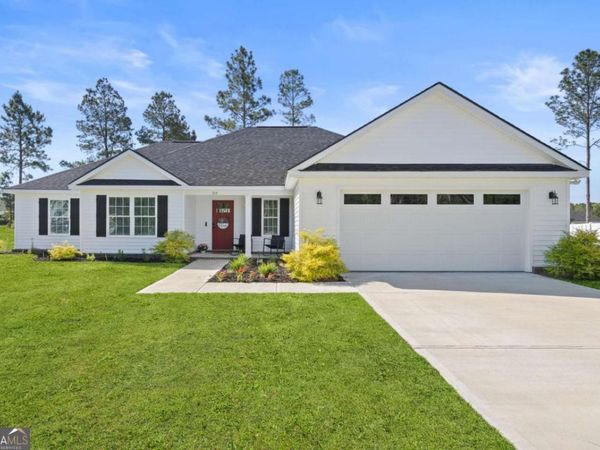 715 Medway Point, Ellabell, GA 31308
