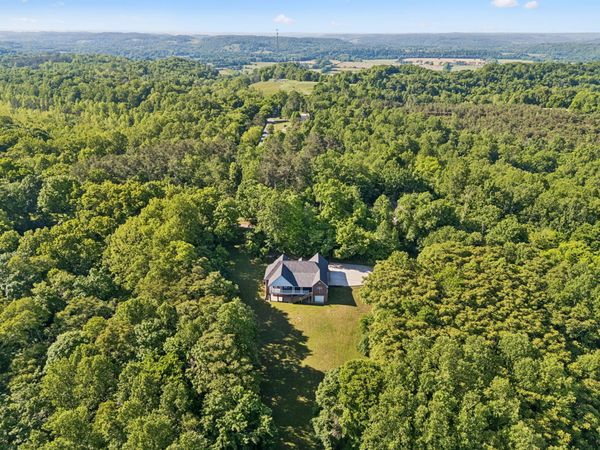 4024 Williamsport Pike , Williamsport, TN 38487