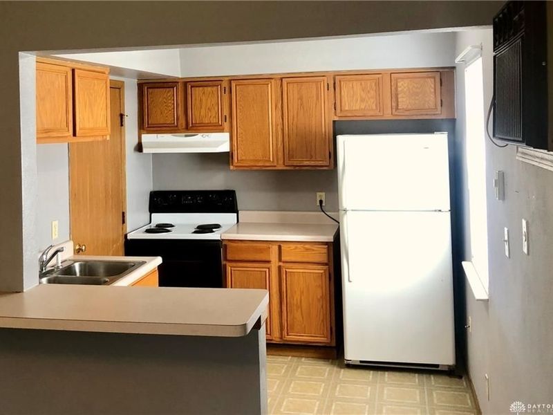 351 Gilbert Avenue, Unit 351, Fairborn, OH 45324 Photo 3