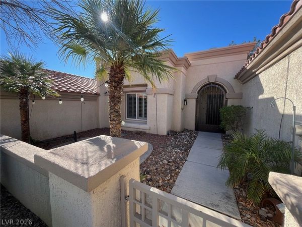 10407 Sawmill Avenue , Las Vegas, NV 89134