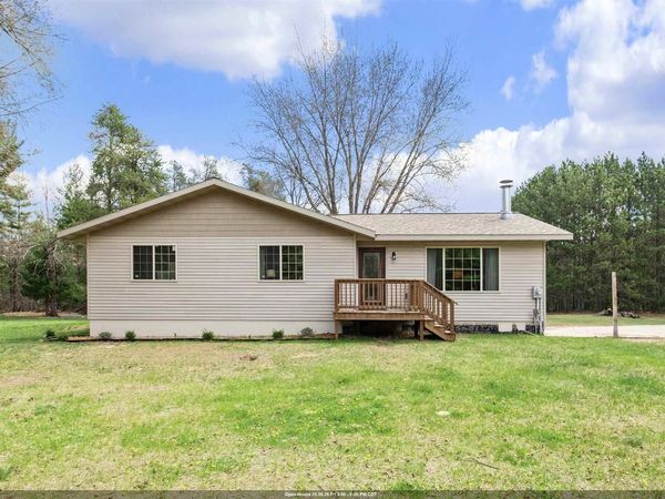 N2616 ROOSEVELT ROAD, Marinette, WI 54143