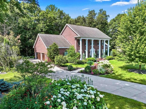 1383 SONATA COURT, Green Bay, WI 54311