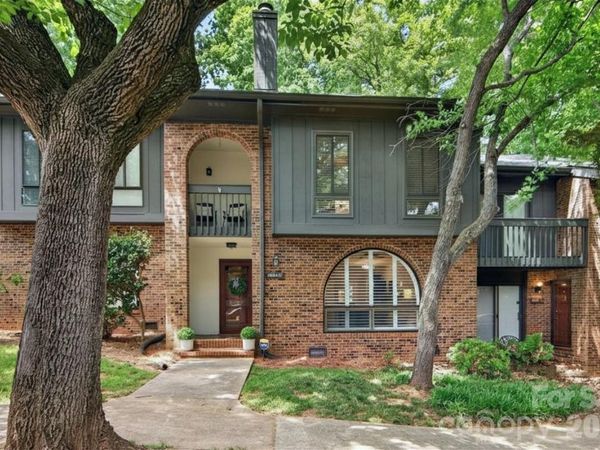 5803 Sharon Road, Unit K, Charlotte, NC 28210