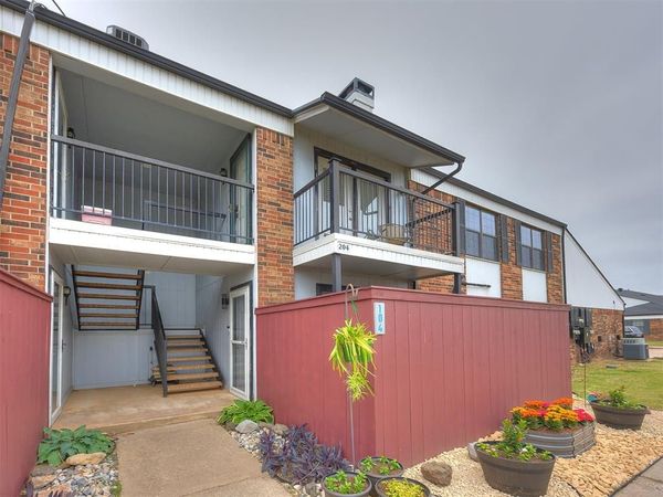 3003 River Oaks Drive, Unit 204, Norman, OK 73072