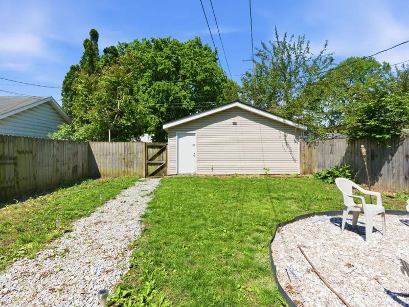 16 Harrison Street, Middletown, OH 45042 Photo 4