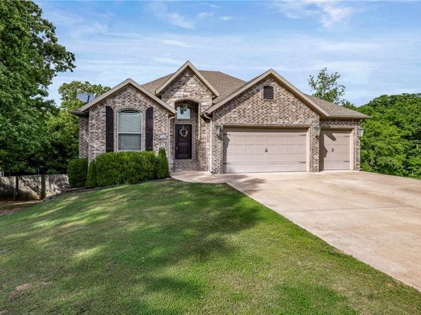 12286 Greenstone Drive , Bentonville, AR 72712