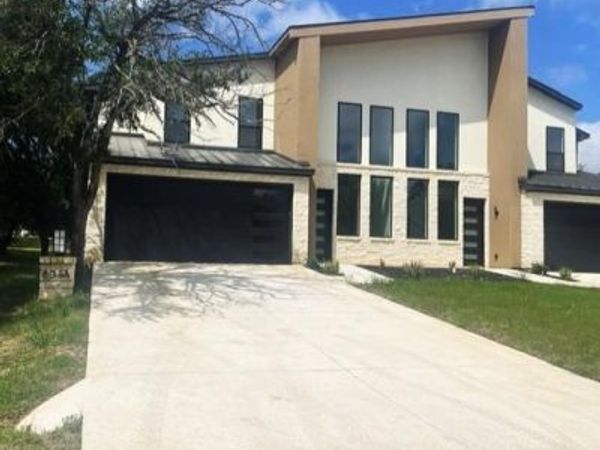 804 Hi CIR W, Unit A, Horseshoe Bay, TX 78657