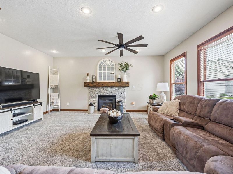 2643 Sandhurst Drive, Lewis Center, OH 43035 Photo 20