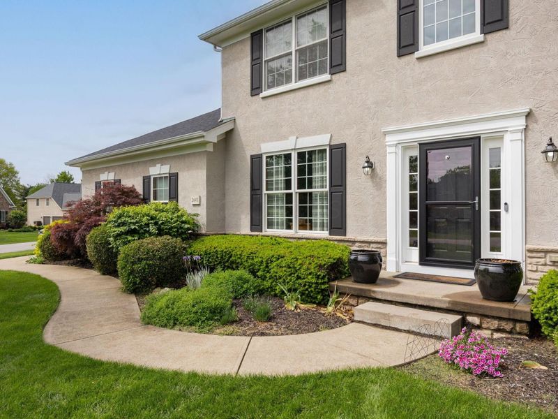 2643 Sandhurst Drive, Lewis Center, OH 43035 Photo 5