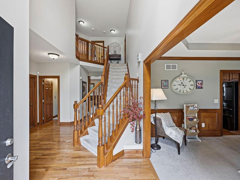 2643 Sandhurst Drive, Lewis Center, OH 43035 Photo 6