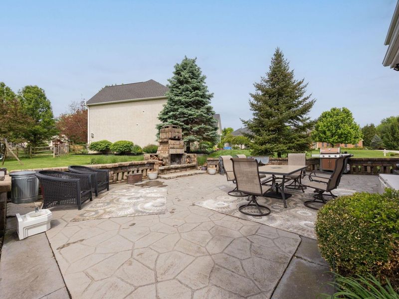 2643 Sandhurst Drive, Lewis Center, OH 43035 Photo 69