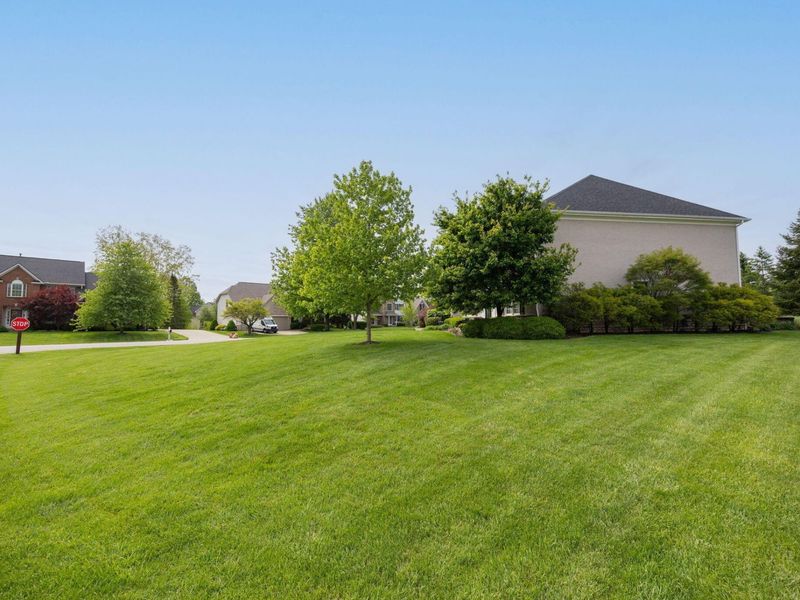 2643 Sandhurst Drive, Lewis Center, OH 43035 Photo 87