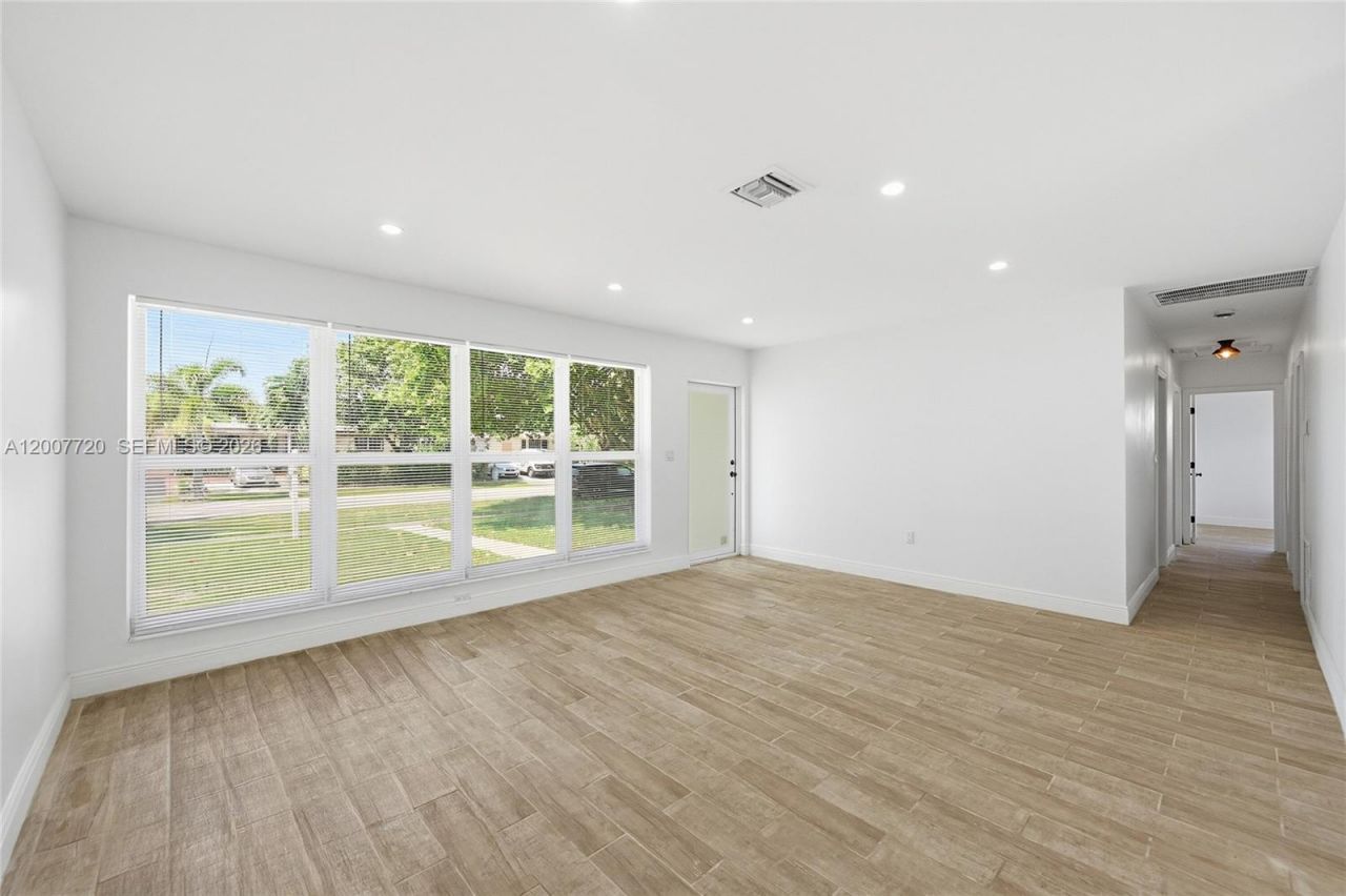 6900 NW 14th St, Plantation, FL 33313 Photo