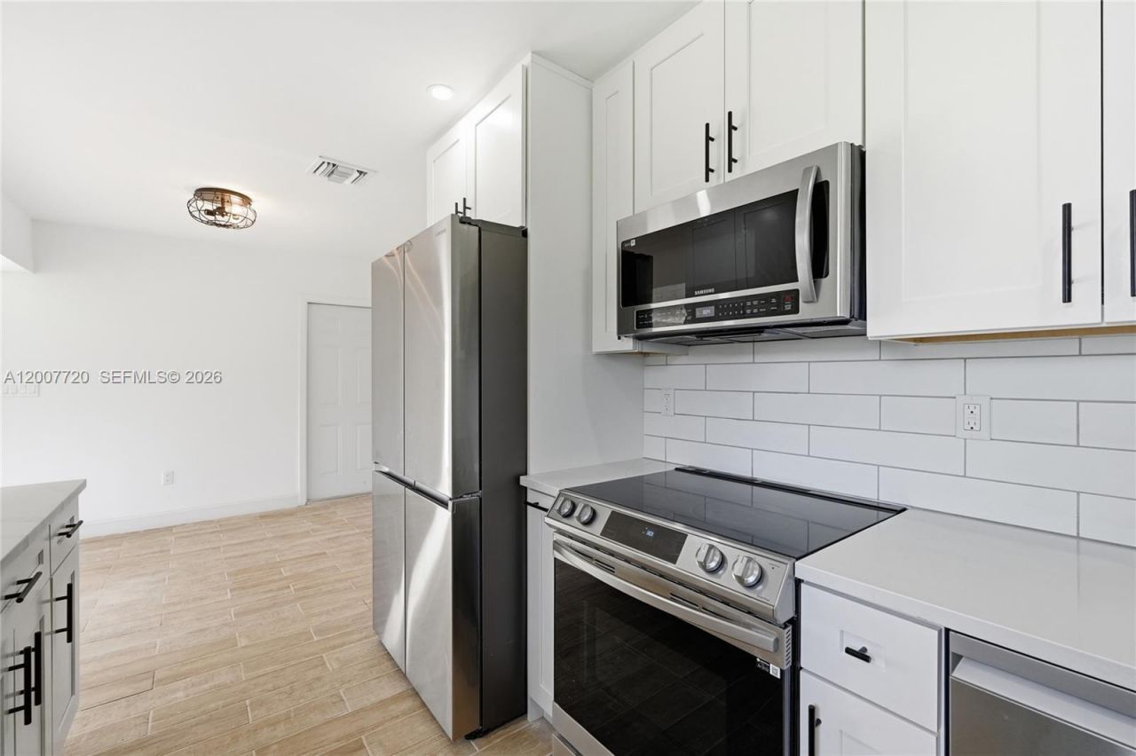 6900 NW 14th St, Plantation, FL 33313 Photo