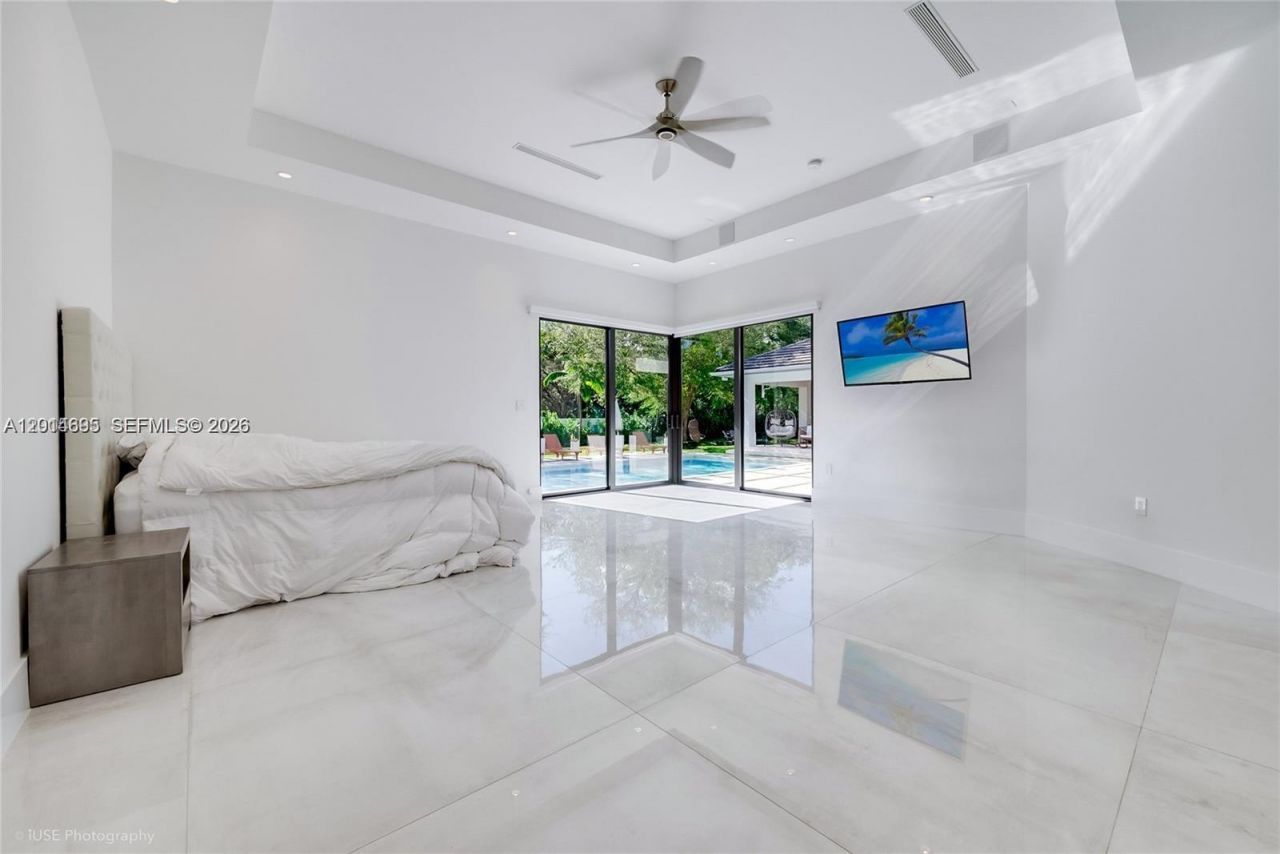 7830 SW 117th St , Pinecrest, FL 33156 Photo