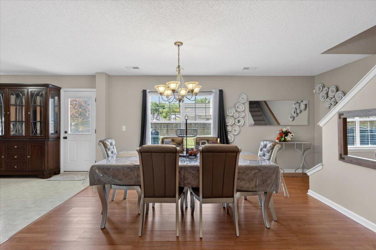 102 Vinca Drive Photo 12