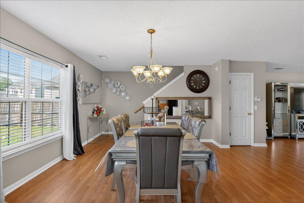 102 Vinca Drive Photo 13