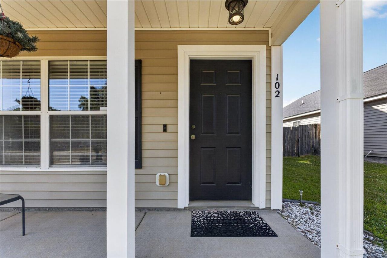 102 Vinca Drive Photo 5