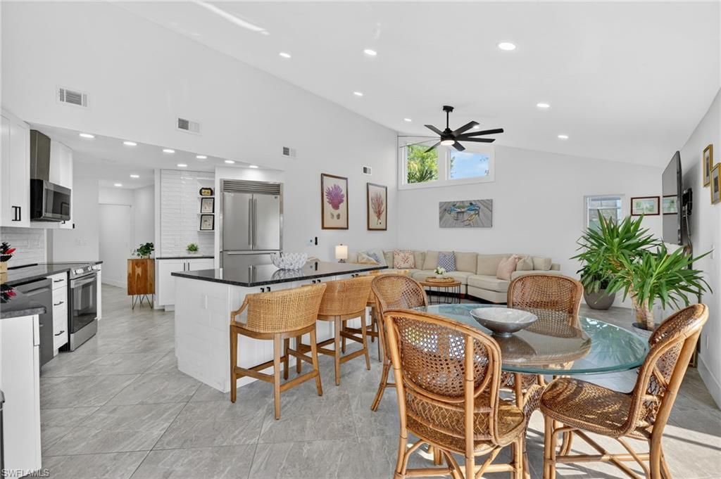4225 SW 2nd Ave, Cape Coral, FL 33914 Photo