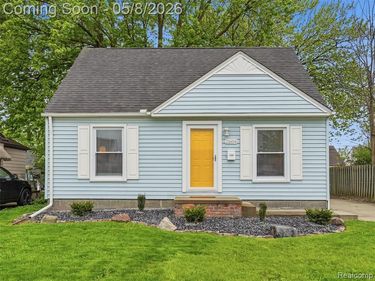 21604 Alger Street, St. Clair Shores, MI 48080