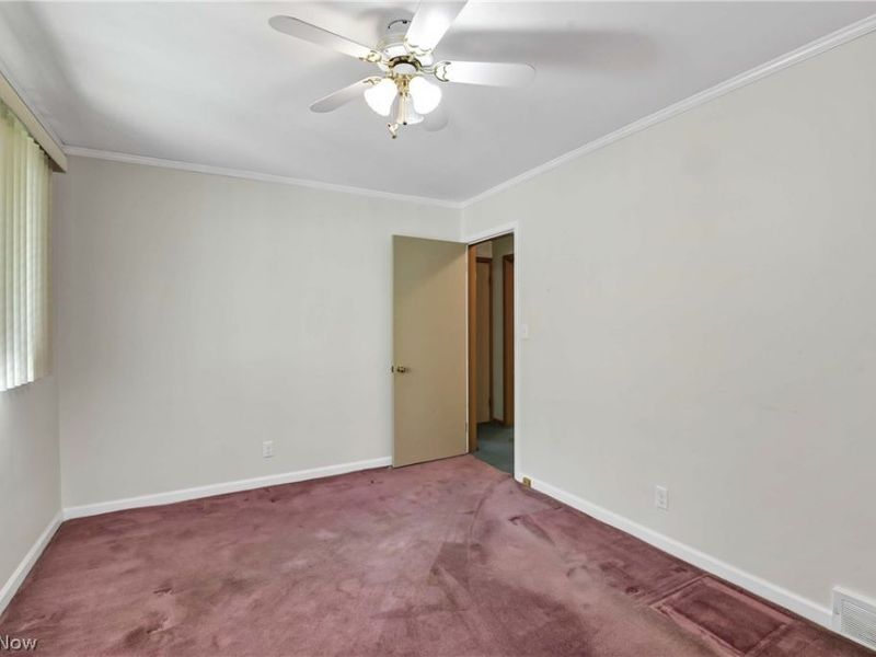 8089 Wesley Drive, Strongsville, OH 44136 Photo 27
