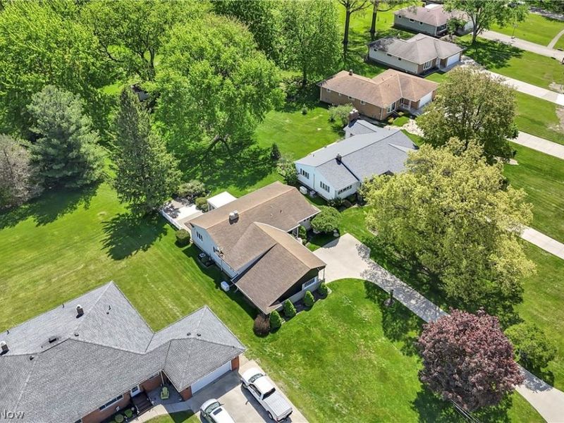 8089 Wesley Drive, Strongsville, OH 44136 Photo 46