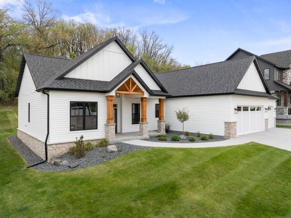 4228 Cassidy Ridge Drive NE, Rochester, MN 55906