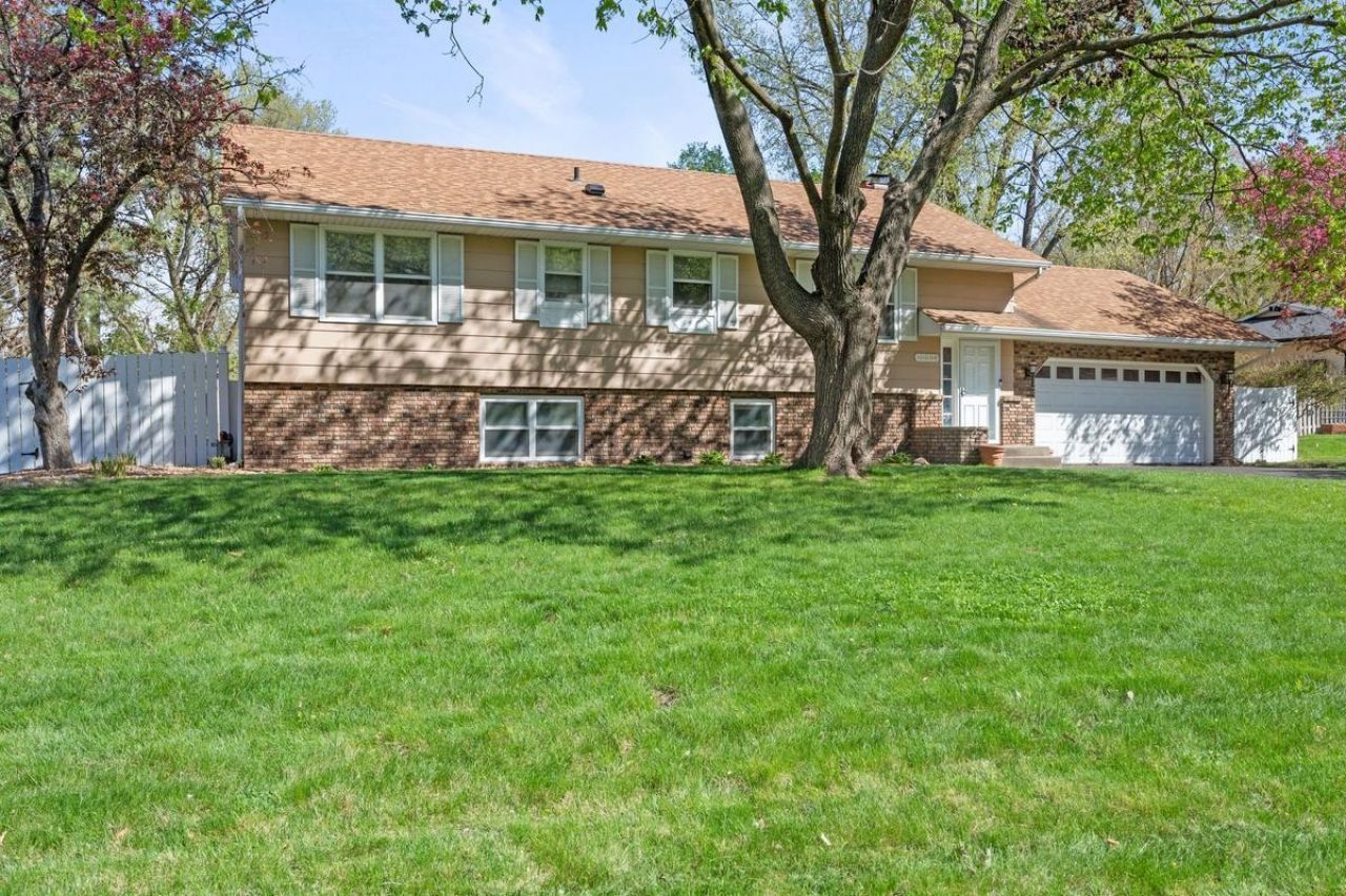 1559 Mccarthy Road, Eagan, MN 55121