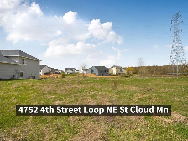 4752 4th Street Loop NE, Saint Cloud, MN 56304