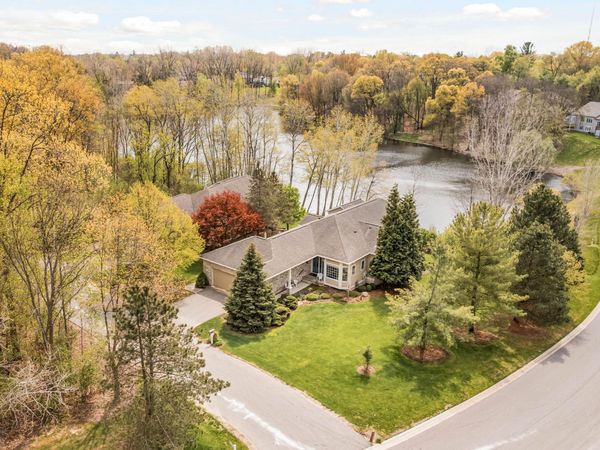 2166 Lamberton Creek Lane NE, Unit 44, Grand Rapids, MI 49505