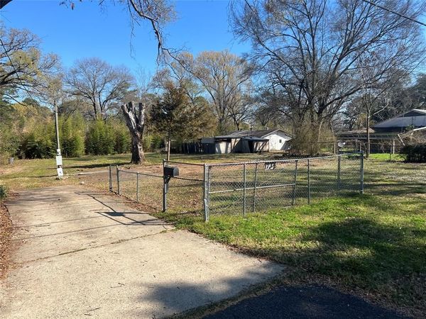 1732 Michel Street , Shreveport, LA 71108