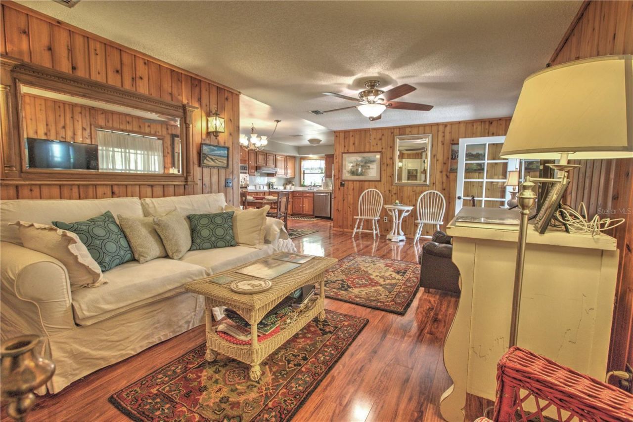 825 E 23rd Avenue, New Smyrna Beach, FL 32169 Photo