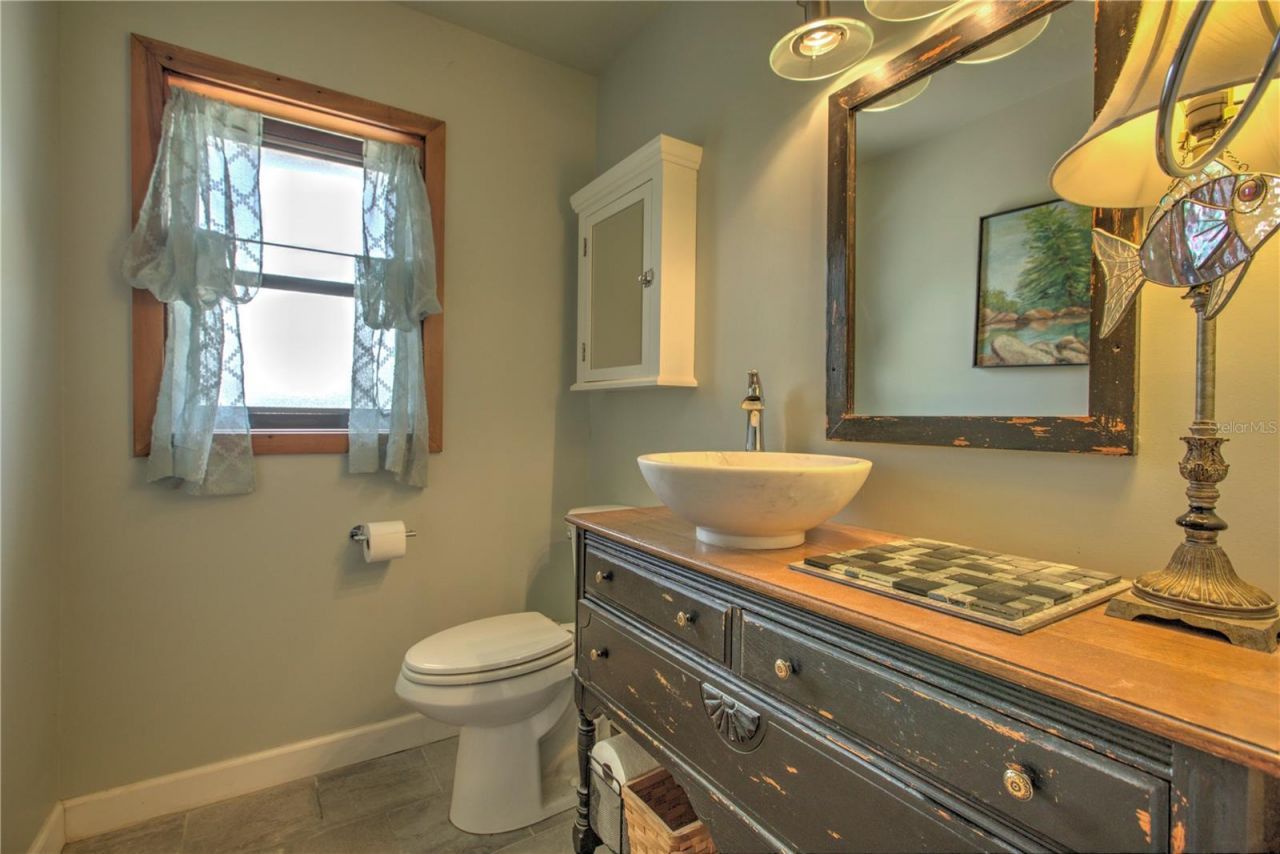825 E 23rd Avenue, New Smyrna Beach, FL 32169 Photo