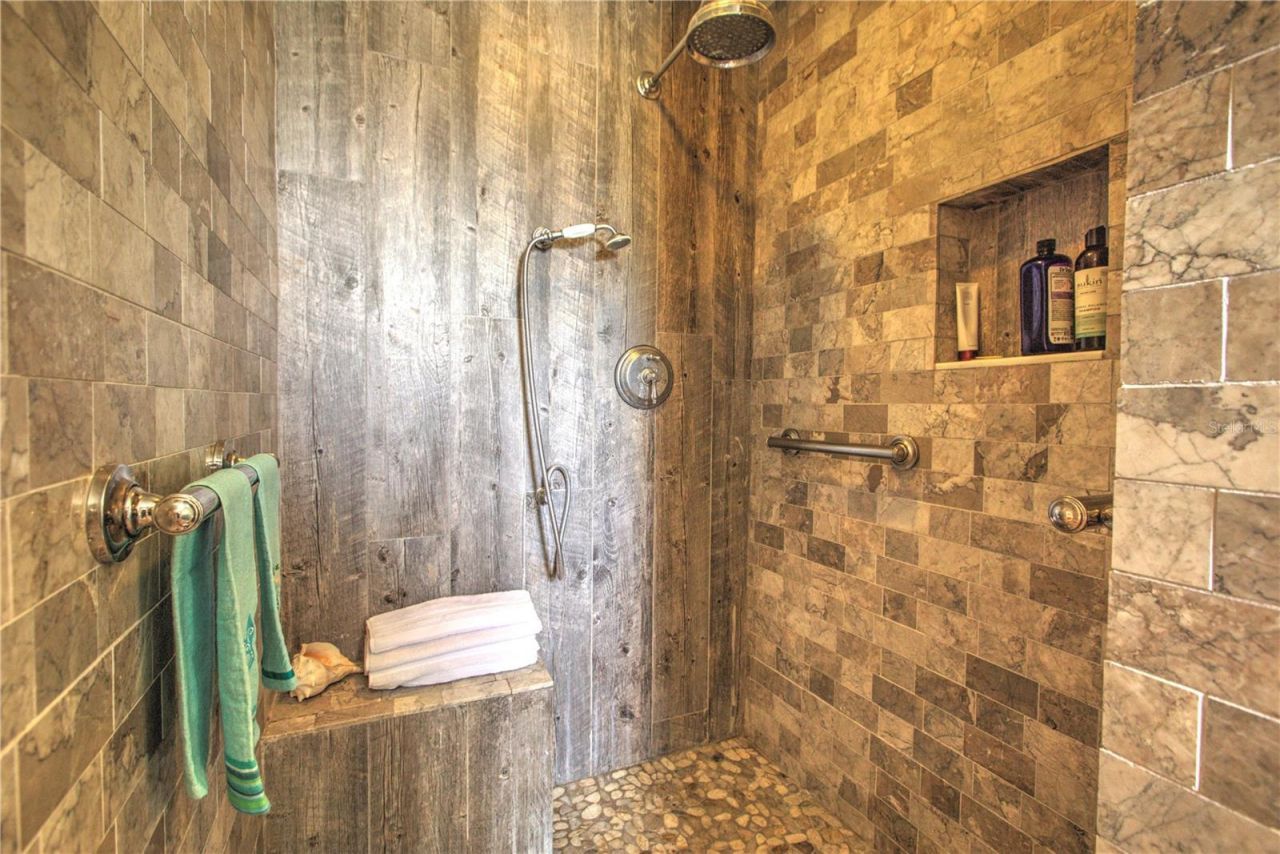 825 E 23rd Avenue, New Smyrna Beach, FL 32169 Photo