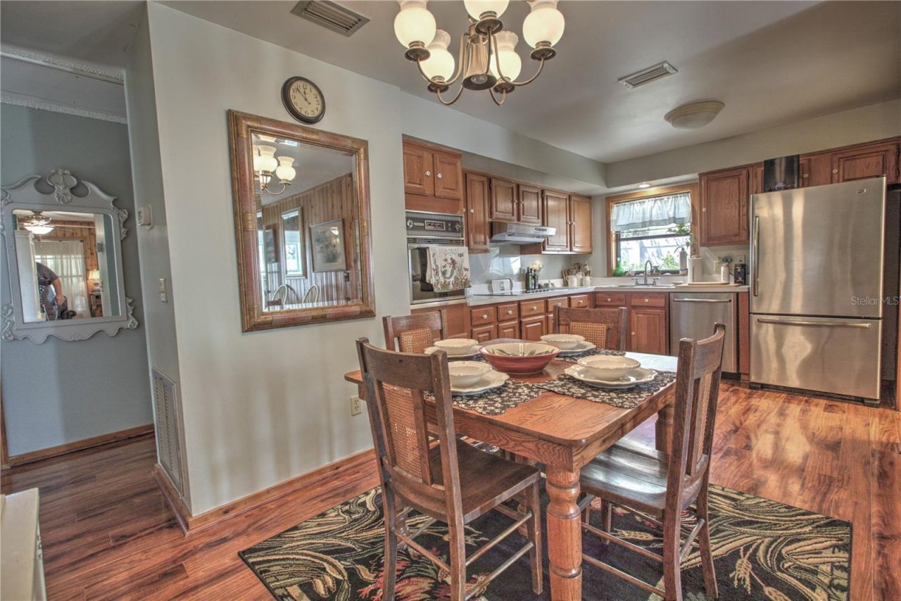 825 E 23rd Avenue, New Smyrna Beach, FL 32169 Photo