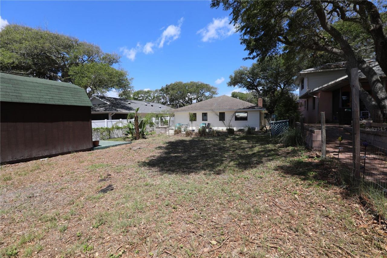 825 E 23rd Avenue, New Smyrna Beach, FL 32169 Photo