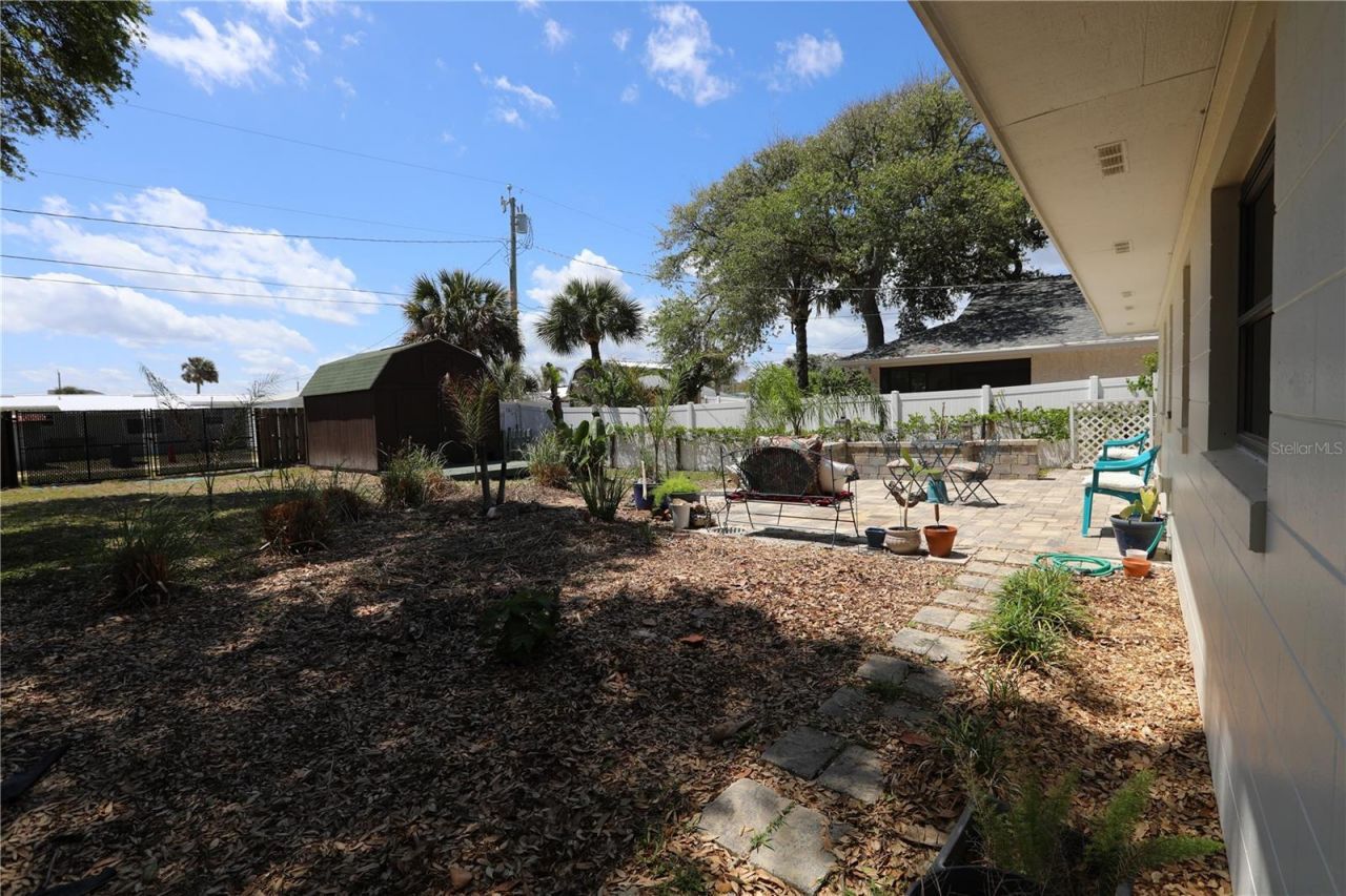 825 E 23rd Avenue, New Smyrna Beach, FL 32169 Photo