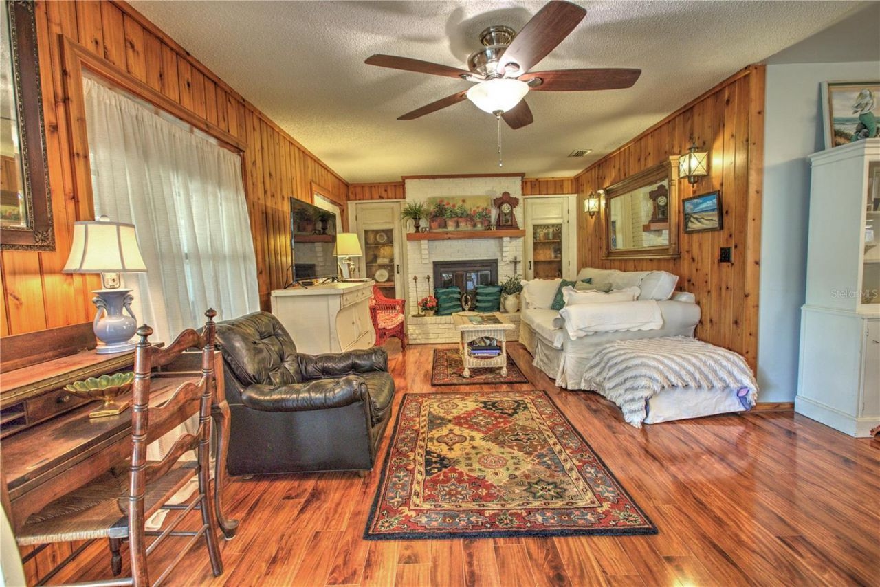825 E 23rd Avenue, New Smyrna Beach, FL 32169 Photo