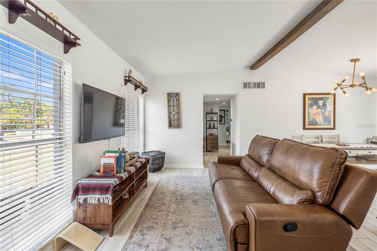 2125 W Hiawatha Street, Tampa, FL 33604 Photo