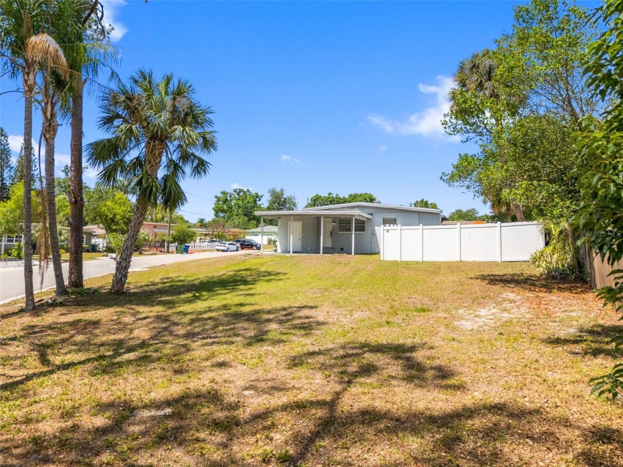 2125 W Hiawatha Street, Tampa, FL 33604 Photo