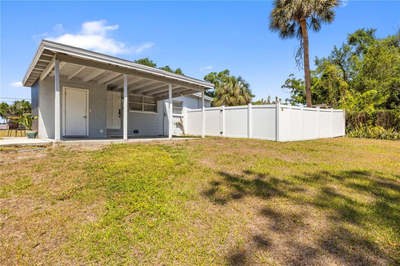 2125 W Hiawatha Street, Tampa, FL 33604 Photo